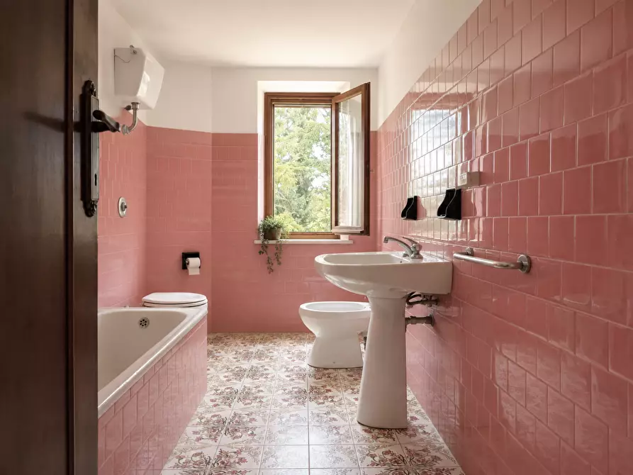Immagine 28 di Porzione di casa in vendita  a Montopoli In Val D'arno