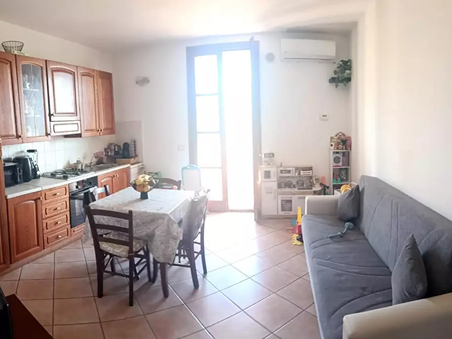 Immagine 3 di Appartamento in vendita  a Cascina