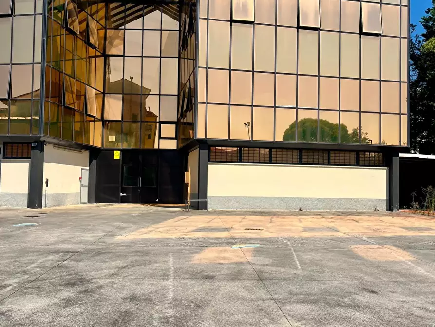 Immagine 28 di Capannone industriale in vendita  a Pescia
