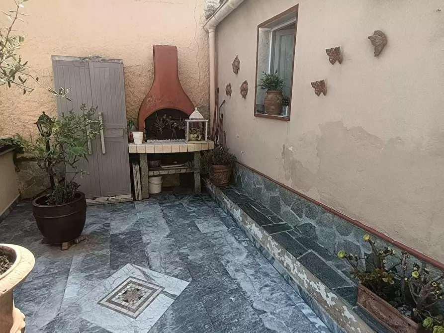 Immagine 12 di Casa semindipendente in vendita  a Carrara