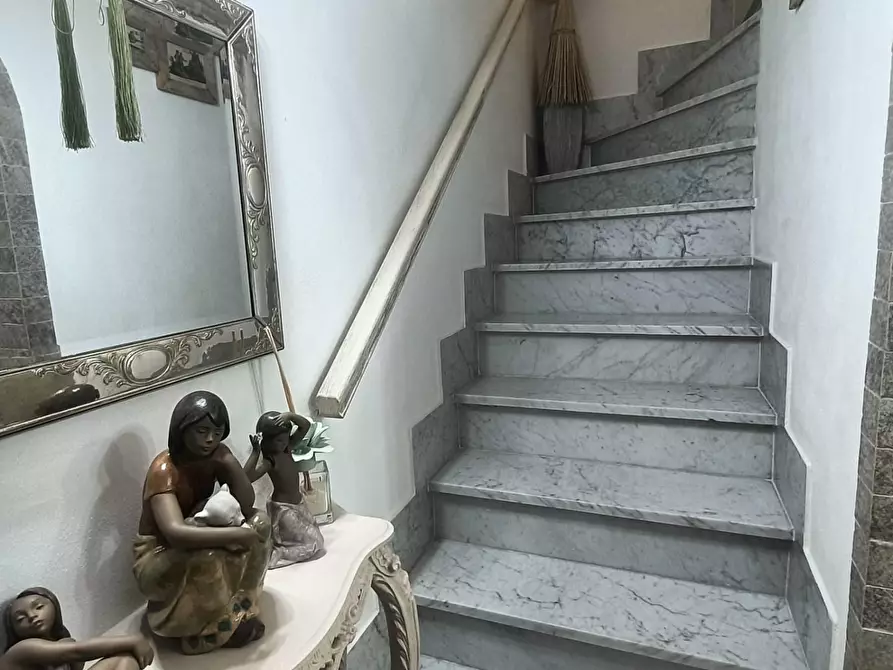 Immagine 6 di Casa semindipendente in vendita  a Carrara