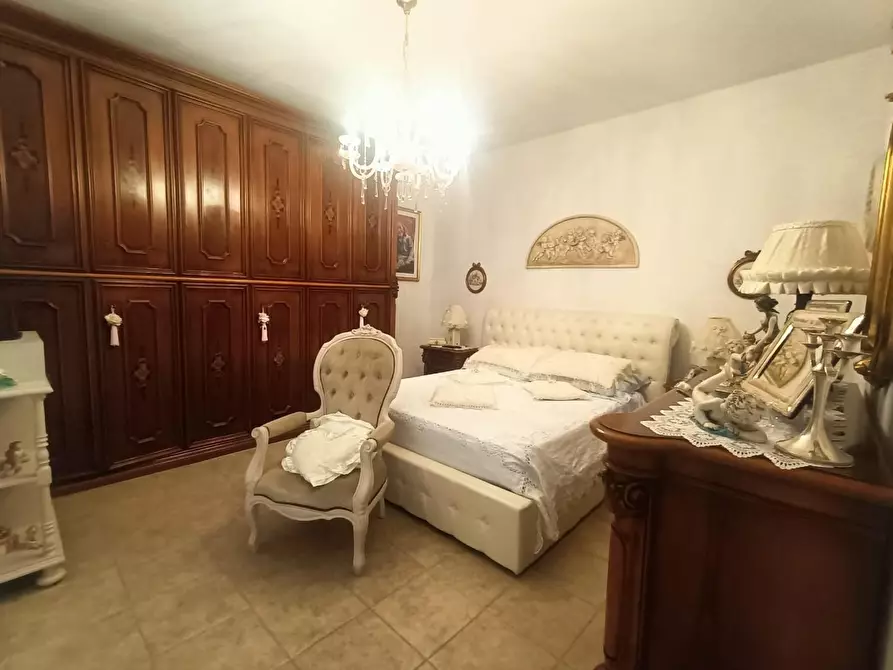 Immagine 31 di Casa semindipendente in vendita  a Carrara