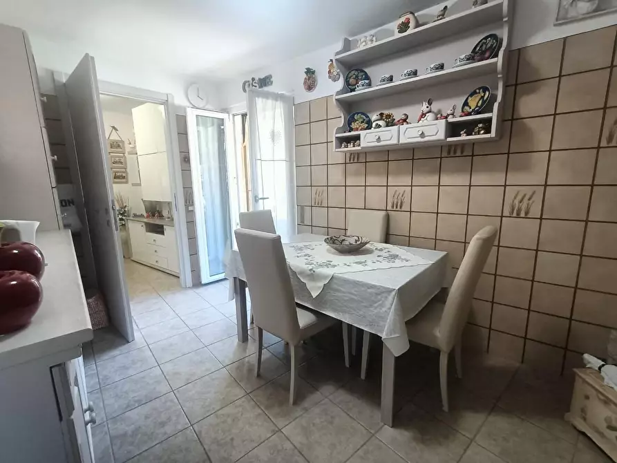Immagine 26 di Casa semindipendente in vendita  a Carrara
