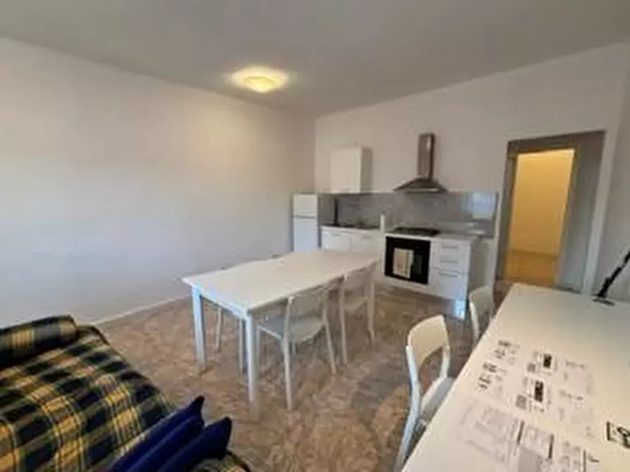 Immagine 3 di Appartamento in affitto  a Pisa