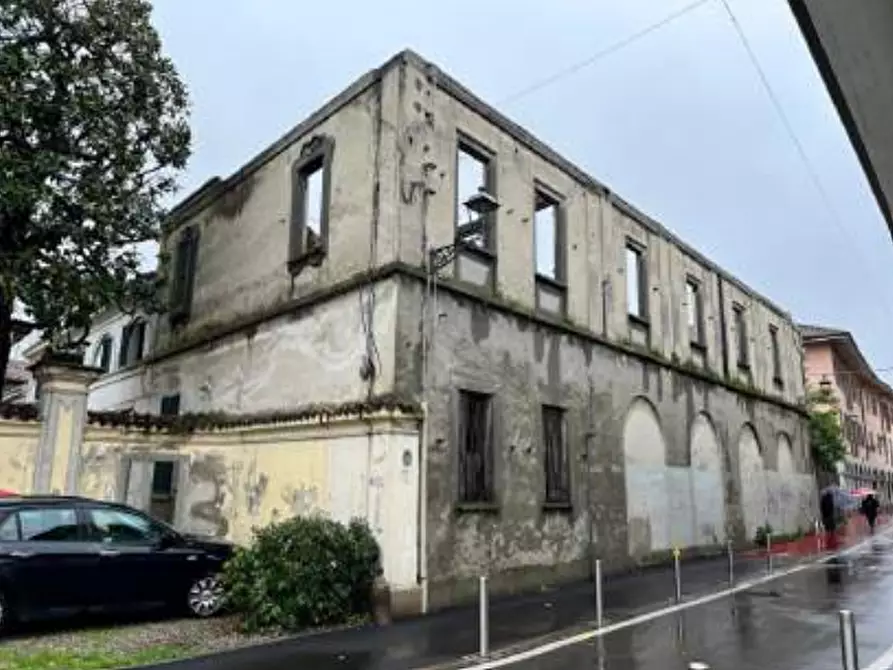 Immagine 3 di Casa colonica in vendita  a Sedriano