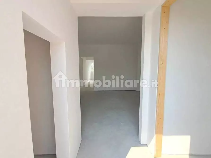 Immagine 22 di Appartamento in vendita  a Cascina