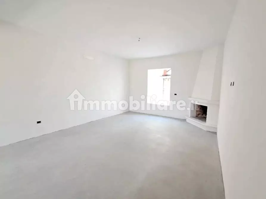 Immagine 13 di Appartamento in vendita  a Cascina