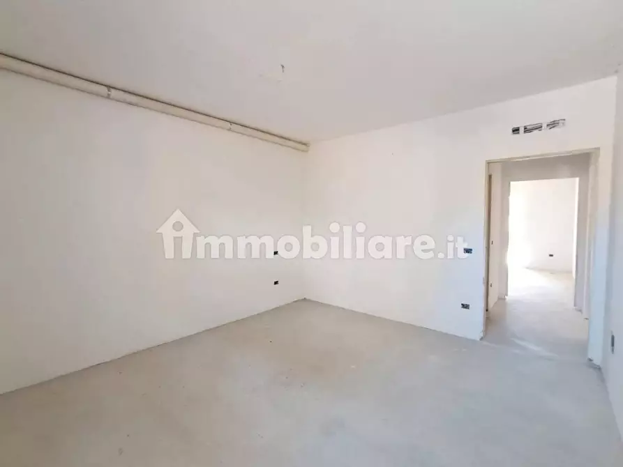 Immagine 12 di Appartamento in vendita  a Cascina