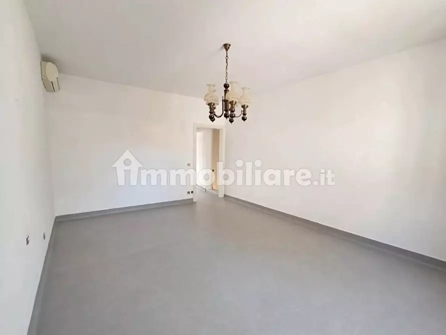 Immagine 35 di Appartamento in vendita  a Cascina