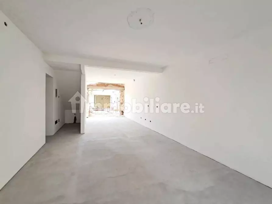 Immagine 1 di Appartamento in vendita  a Cascina