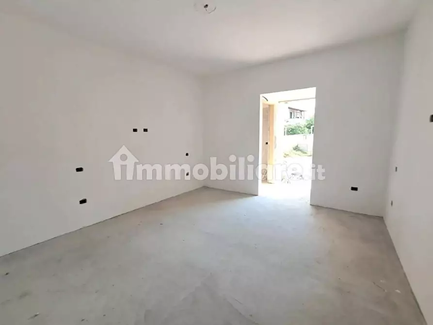 Immagine 16 di Appartamento in vendita  a Cascina