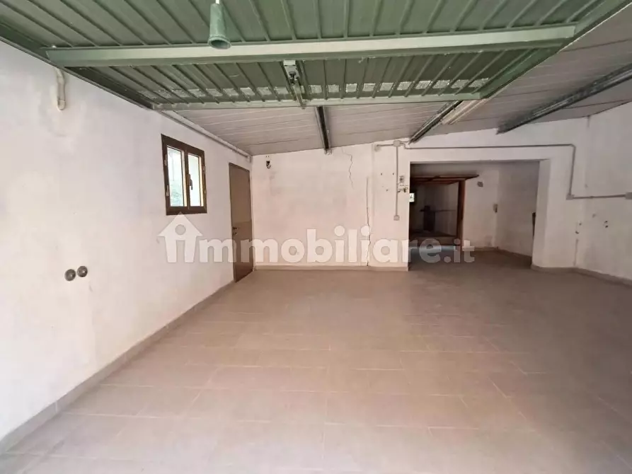 Immagine 23 di Appartamento in vendita  a Cascina