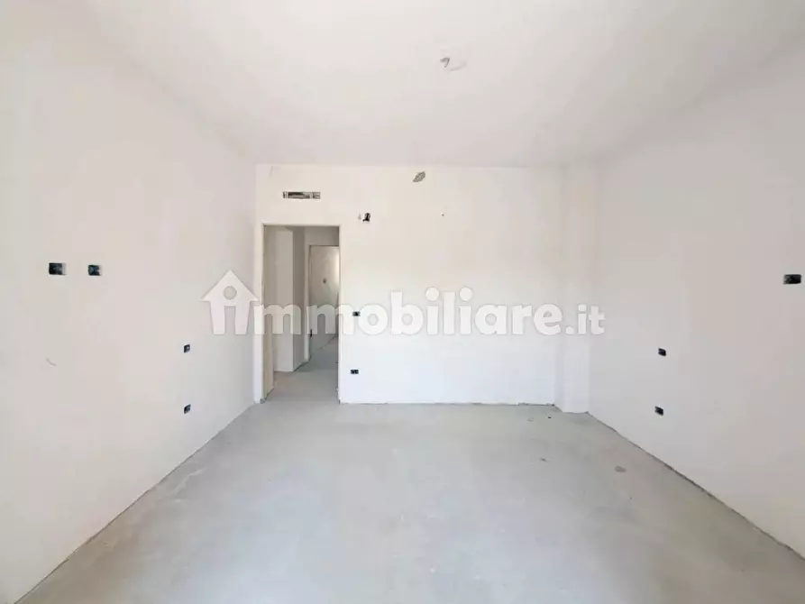 Immagine 4 di Appartamento in vendita  a Cascina