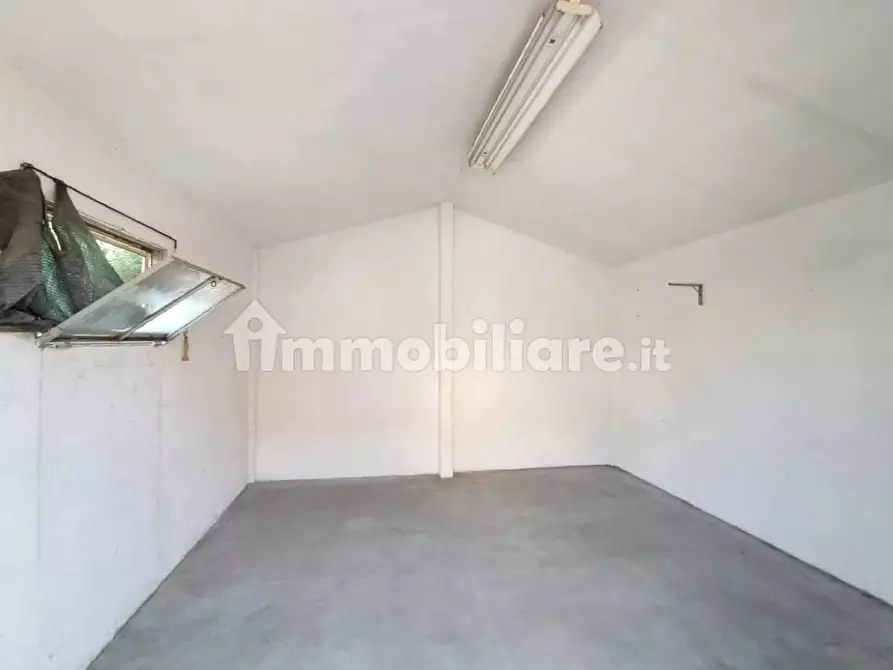 Immagine 25 di Appartamento in vendita  a Cascina