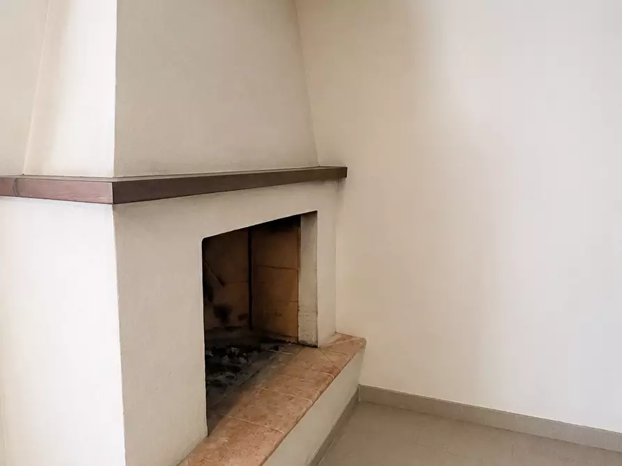 Immagine 46 di Appartamento in vendita  a Radicondoli