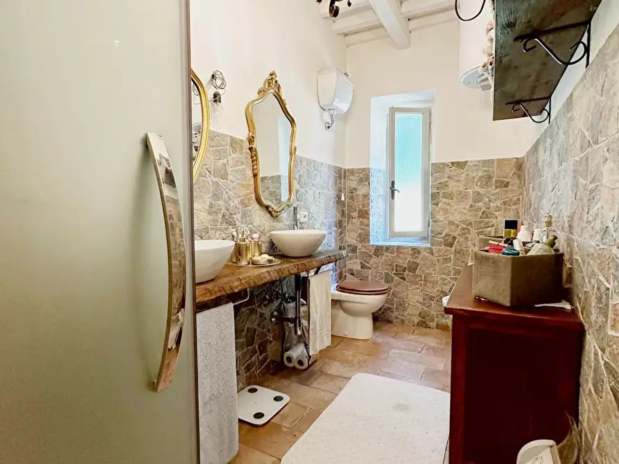 Immagine 19 di Villa in vendita  a San Marcello Piteglio