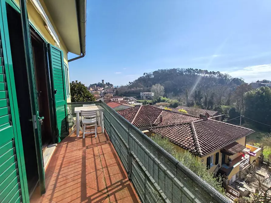 Immagine 8 di Casa bifamiliare in vendita  a Vicopisano