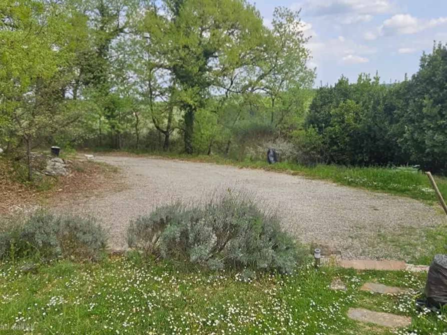 Immagine 2 di Casa indipendente in vendita  a Radda In Chianti