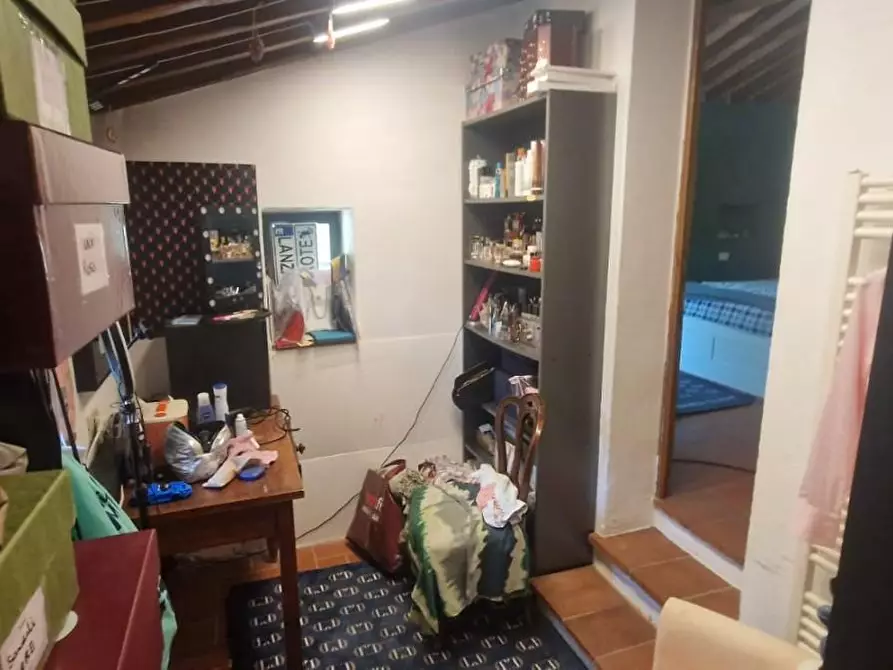 Immagine 14 di Casa indipendente in vendita  a Radda In Chianti