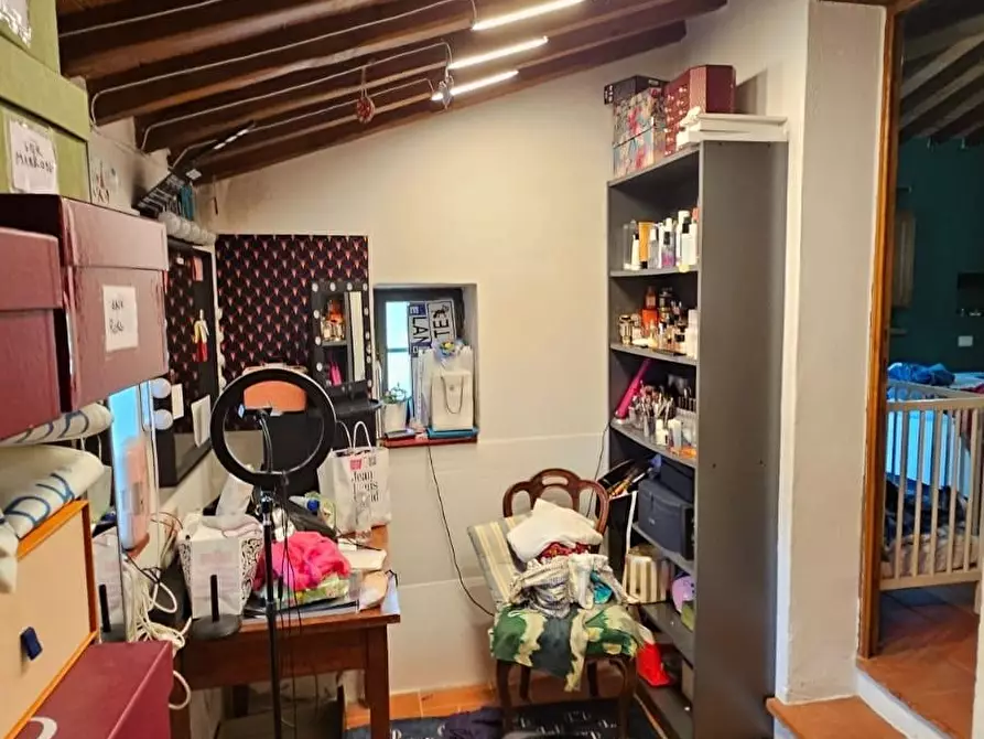 Immagine 11 di Casa indipendente in vendita  a Radda In Chianti