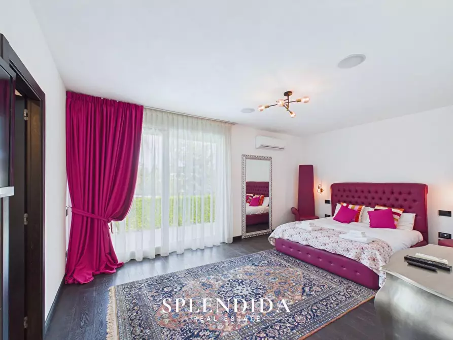 Immagine 41 di Villa in vendita  a Forte Dei Marmi