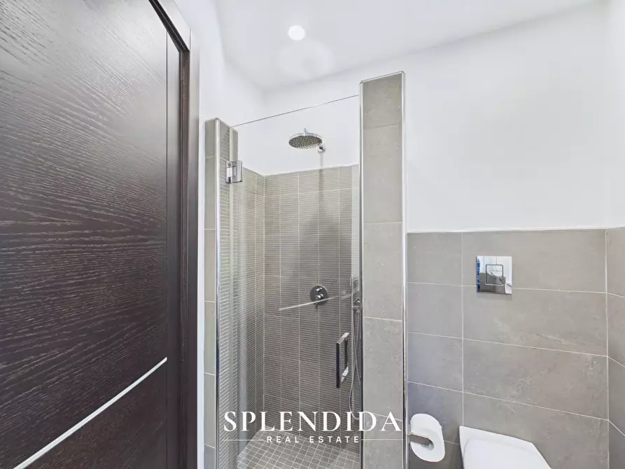 Immagine 32 di Villa in vendita  a Forte Dei Marmi