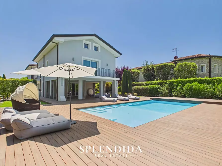 Immagine 75 di Villa in vendita  a Forte Dei Marmi