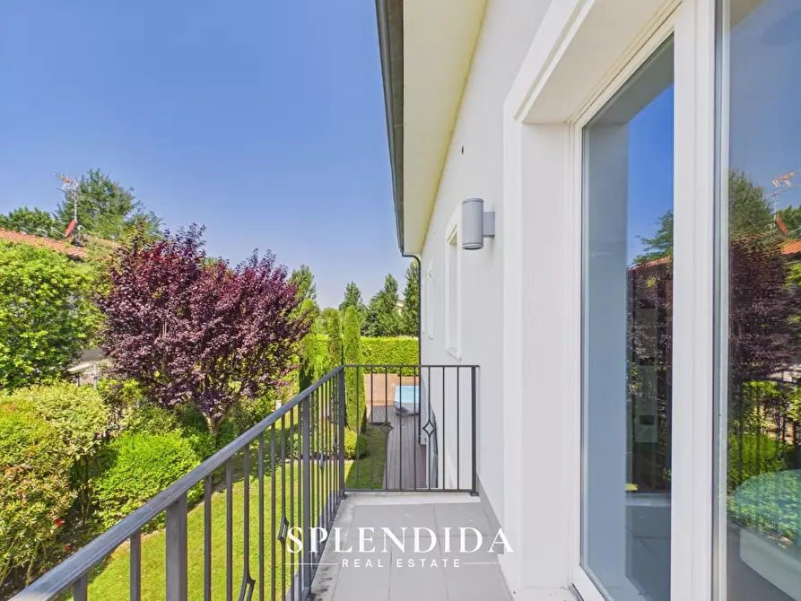 Immagine 53 di Villa in vendita  a Forte Dei Marmi