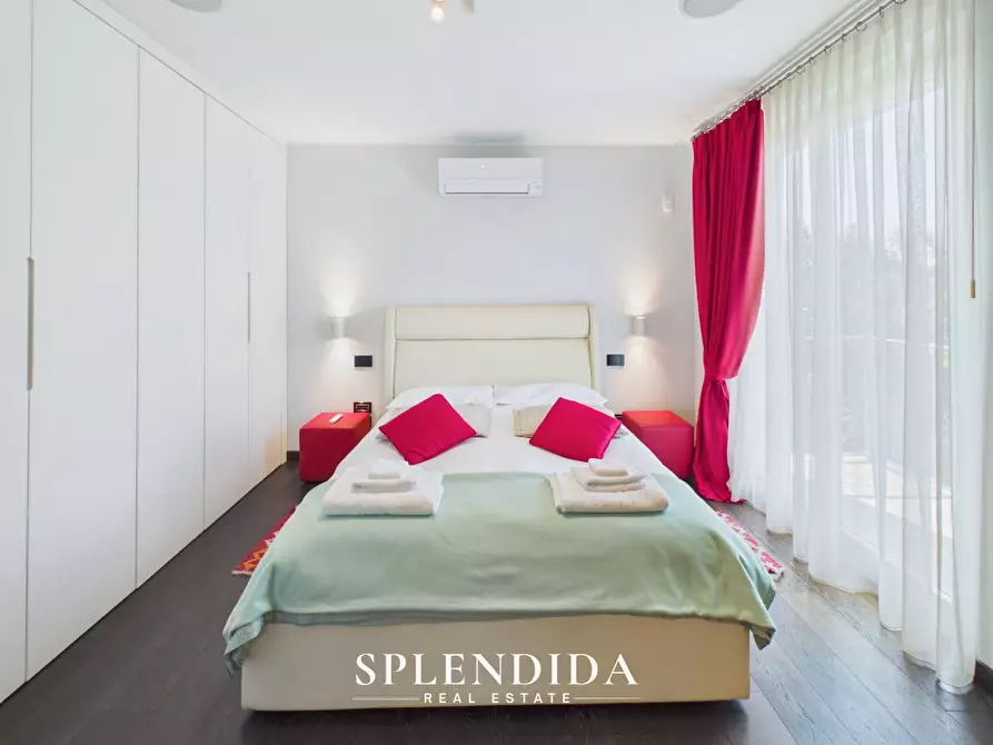 Immagine 50 di Villa in vendita  a Forte Dei Marmi