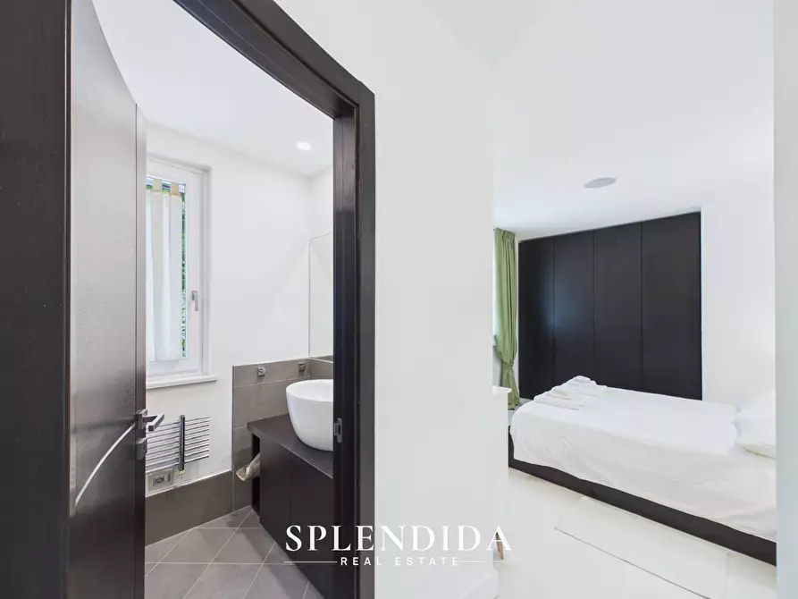 Immagine 36 di Villa in vendita  a Forte Dei Marmi