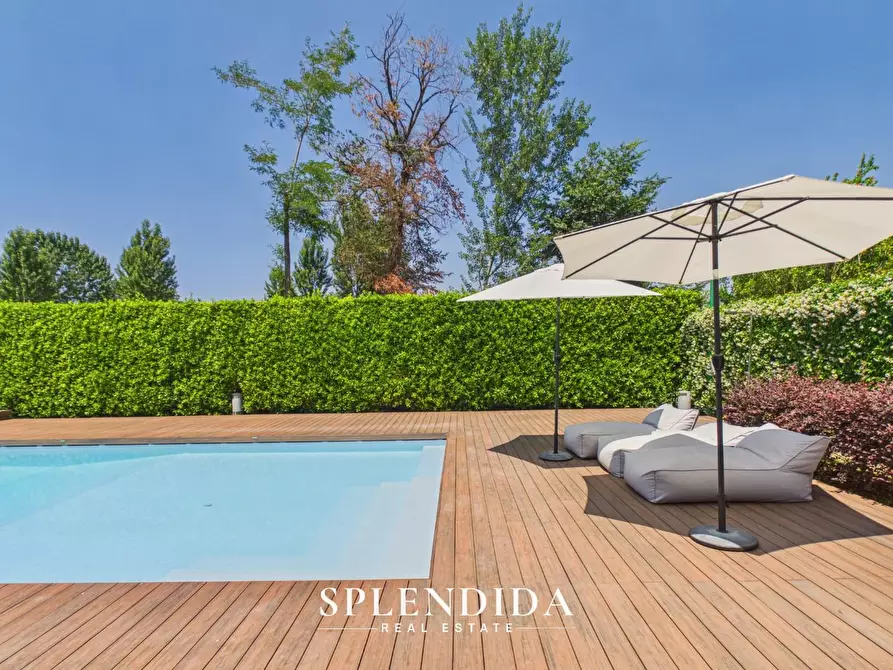 Immagine 67 di Villa in vendita  a Forte Dei Marmi