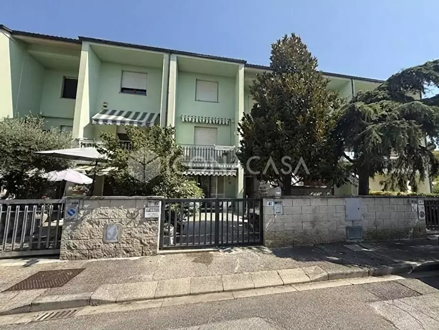 Immagine 1 di Terratetto in vendita  a Montopoli In Val D'arno