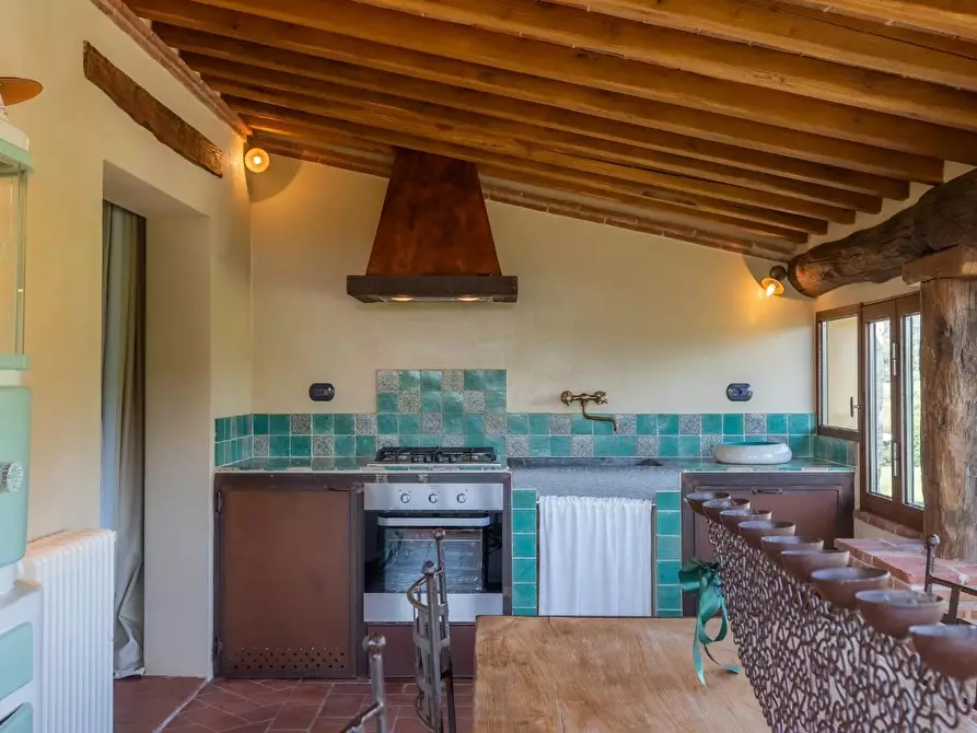 Immagine 49 di Villa in vendita  a Pietrasanta