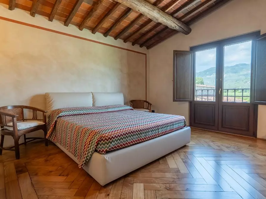 Immagine 38 di Villa in vendita  a Pietrasanta