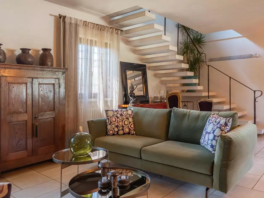 Immagine 34 di Villa in vendita  a Pietrasanta