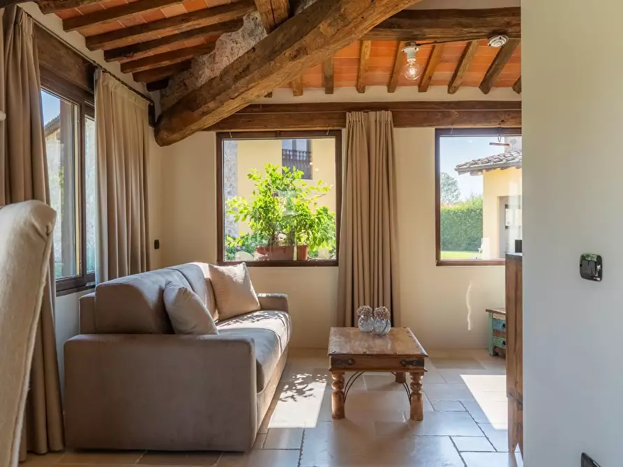 Immagine 63 di Villa in vendita  a Pietrasanta