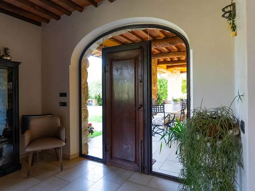 Immagine 23 di Villa in vendita  a Pietrasanta