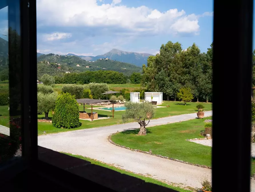 Immagine 87 di Villa in vendita  a Pietrasanta
