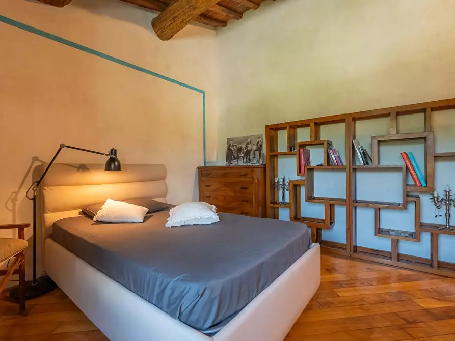 Immagine 47 di Villa in vendita  a Pietrasanta