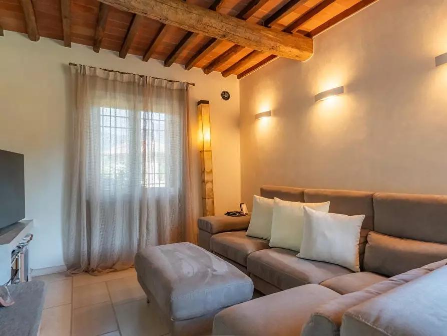 Immagine 27 di Villa in vendita  a Pietrasanta
