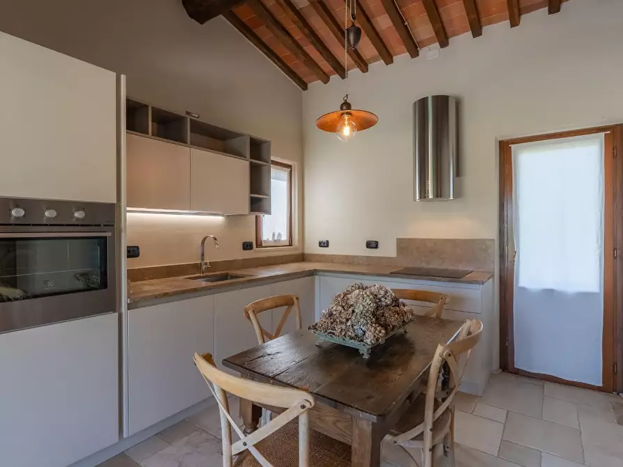 Immagine 62 di Villa in vendita  a Pietrasanta