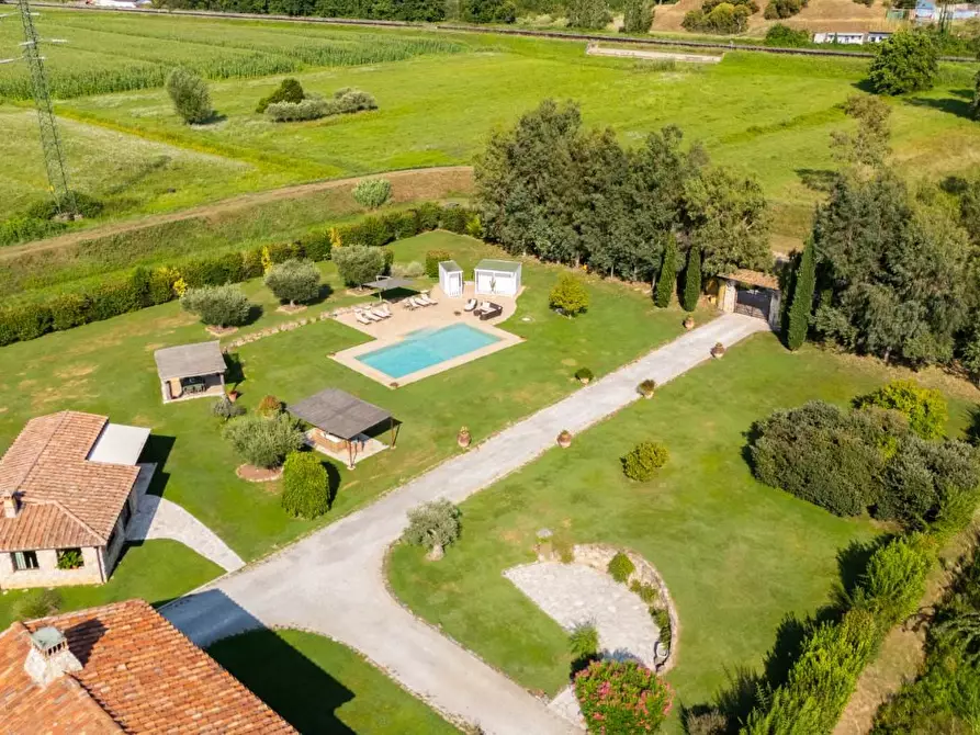 Immagine 74 di Villa in vendita  a Pietrasanta