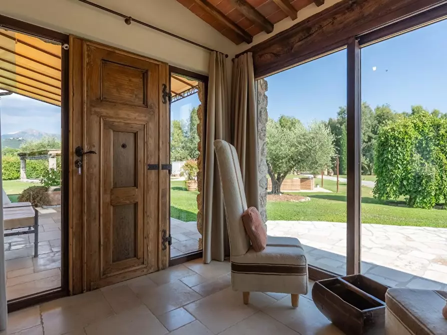 Immagine 67 di Villa in vendita  a Pietrasanta