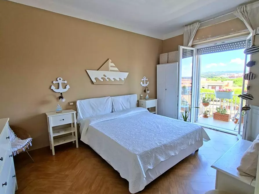 Immagine 12 di Appartamento in vendita  a Rosignano Marittimo