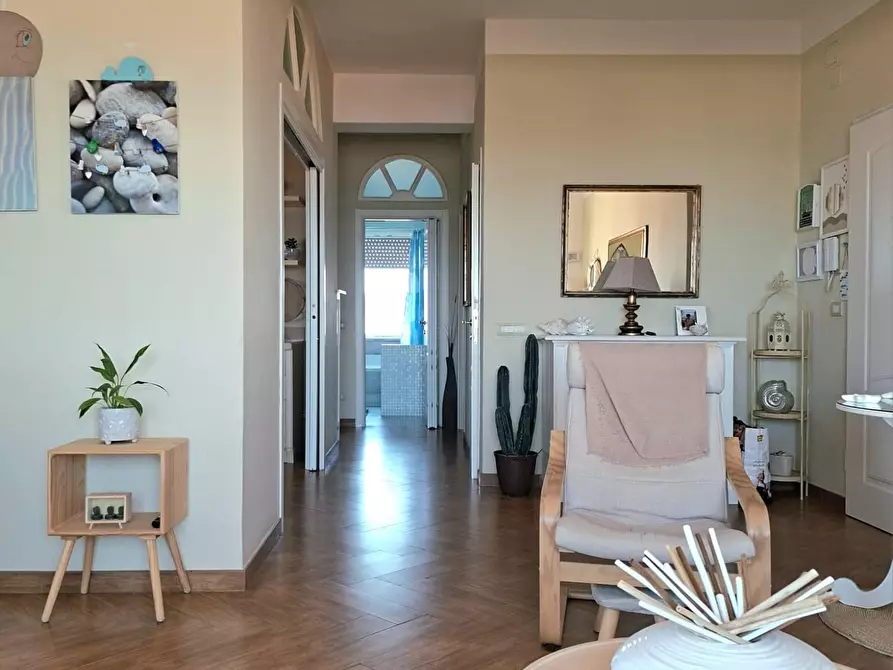 Immagine 9 di Appartamento in vendita  a Rosignano Marittimo