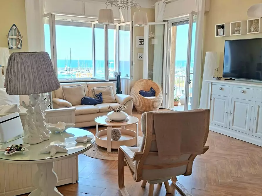 Immagine 2 di Appartamento in vendita  a Rosignano Marittimo