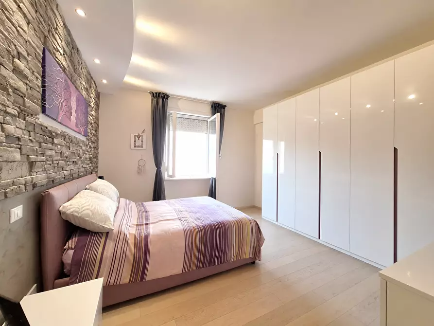 Immagine 10 di Appartamento in vendita  a Cascina