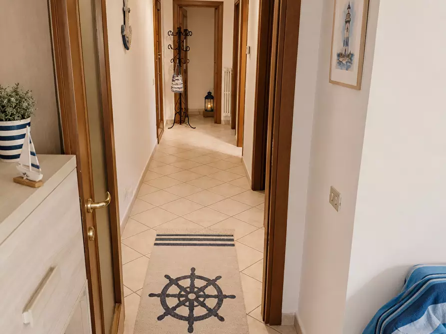 Immagine 9 di Appartamento in vendita  a Rosignano Marittimo
