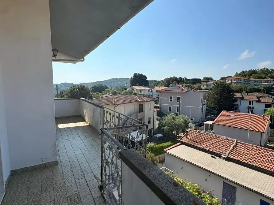 Immagine 31 di Casa bifamiliare in vendita  a Rosignano Marittimo