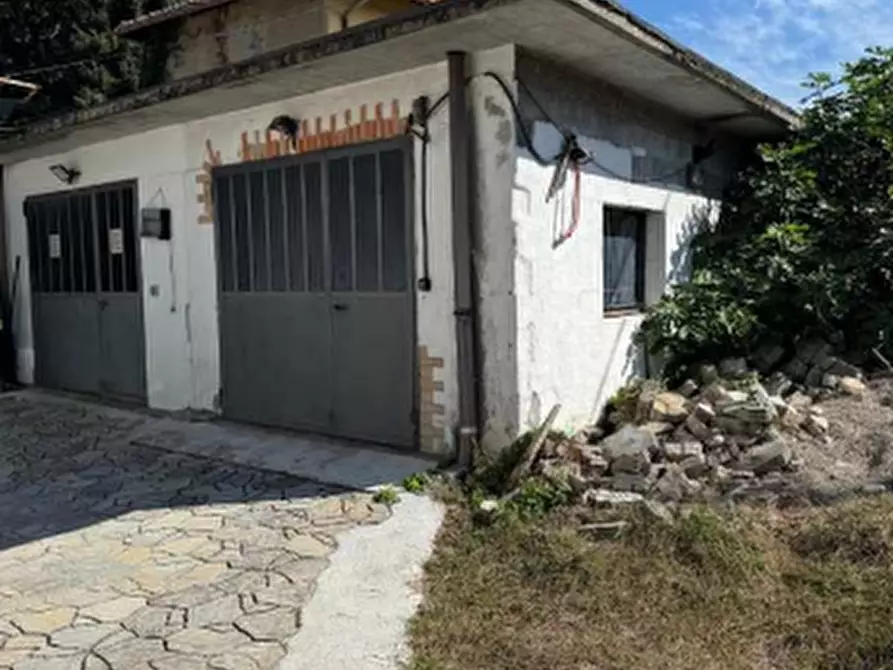 Immagine 2 di Casa indipendente in vendita  a Mornago